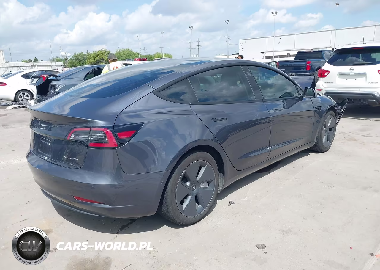 2022 Tesla Model 3 Long Range Dual Motor All-Wheel Drive VIN:5YJ3E1EB3NF170814 - 4