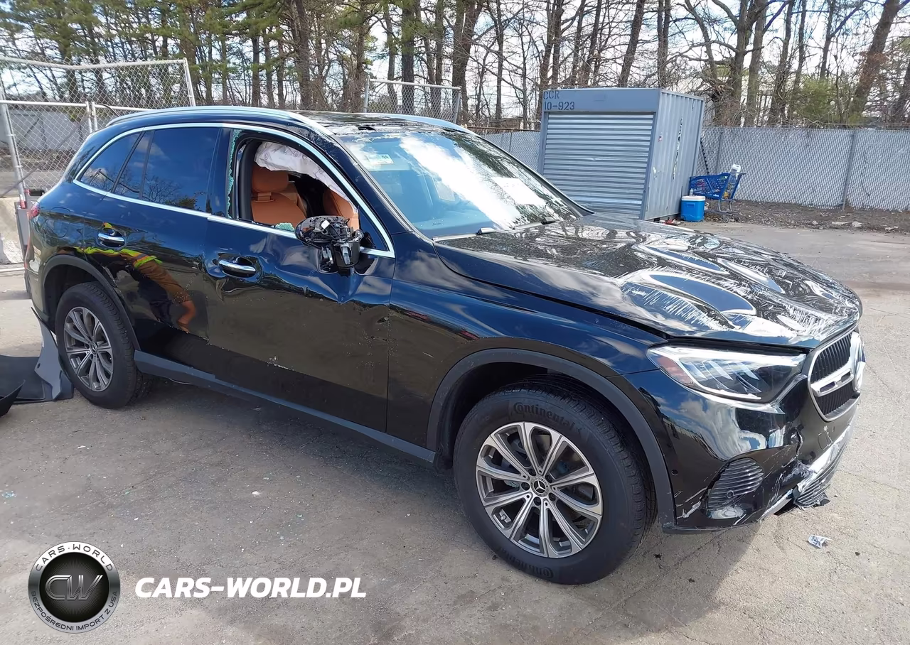 2025 Mercedes-Benz Glc 300 4Matic Suv – zdjęcie 1 z 16
