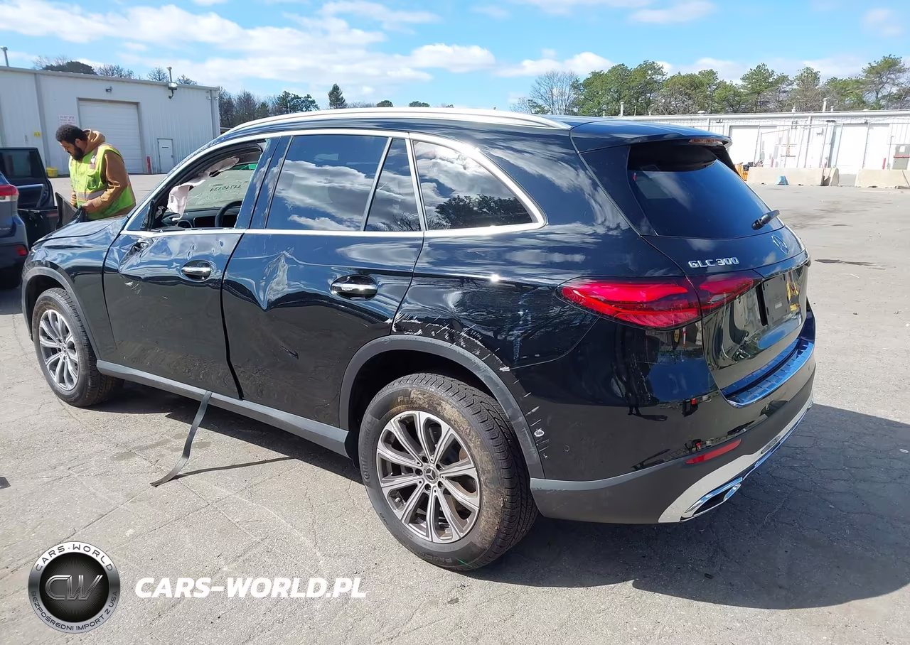 2025 Mercedes-Benz Glc 300 4Matic Suv VIN:W1NKM4HB5SF389155 - 3