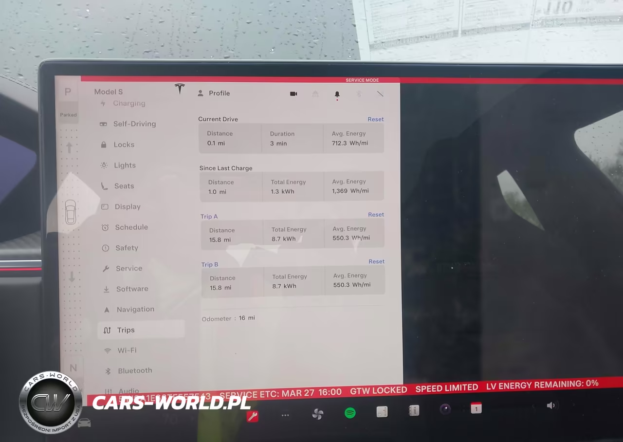 2026 Tesla Model S Plaid VIN:5YJSA1E66TF557543 - 7