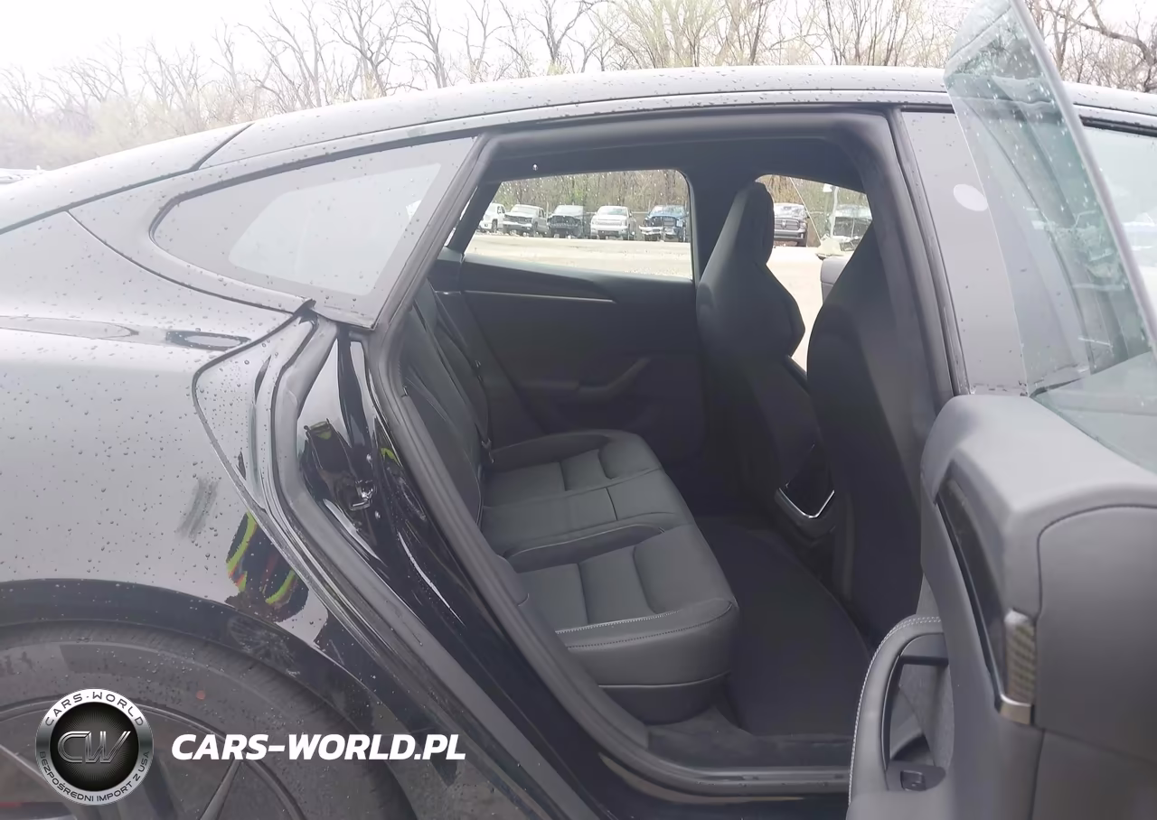 2026 Tesla Model S Plaid VIN:5YJSA1E66TF557543 - 8