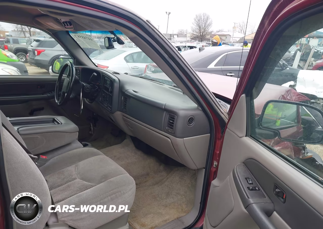 2003 Chevrolet Tahoe Ls VIN:1GNEK13Z43J236107 - 5