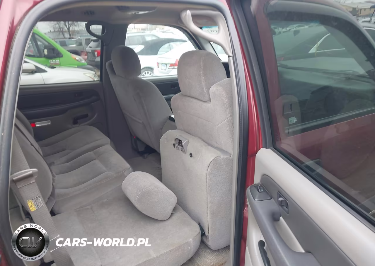 2003 Chevrolet Tahoe Ls VIN:1GNEK13Z43J236107 - 8