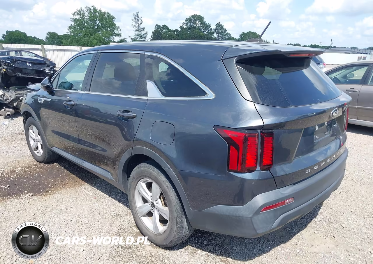 2021 Kia Sorento Lx VIN:5XYRG4LC2MG029886 - 3