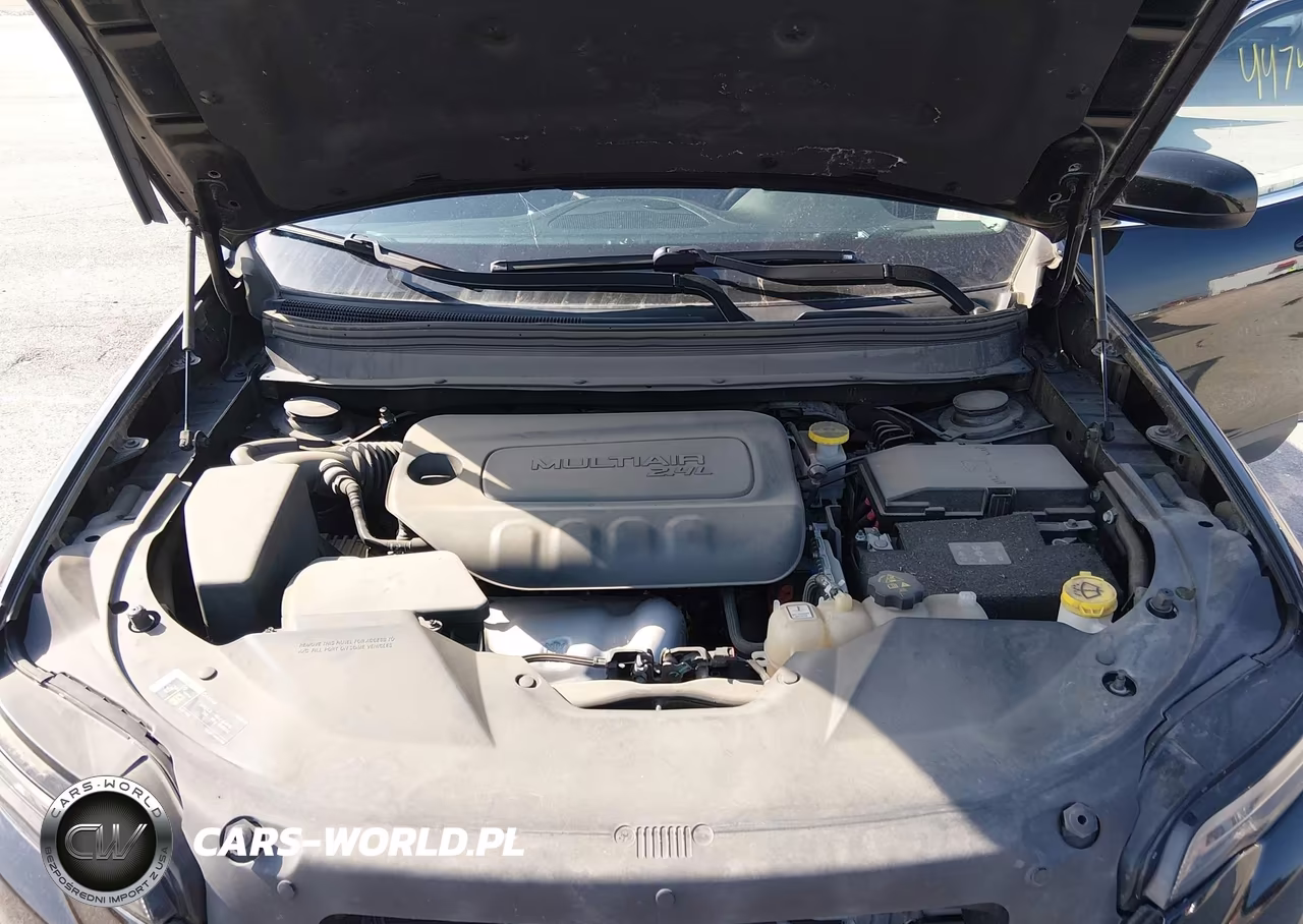 2019 Jeep Cherokee Latitude Plus 4X4 VIN:1C4PJMLB2KD150574 - 10