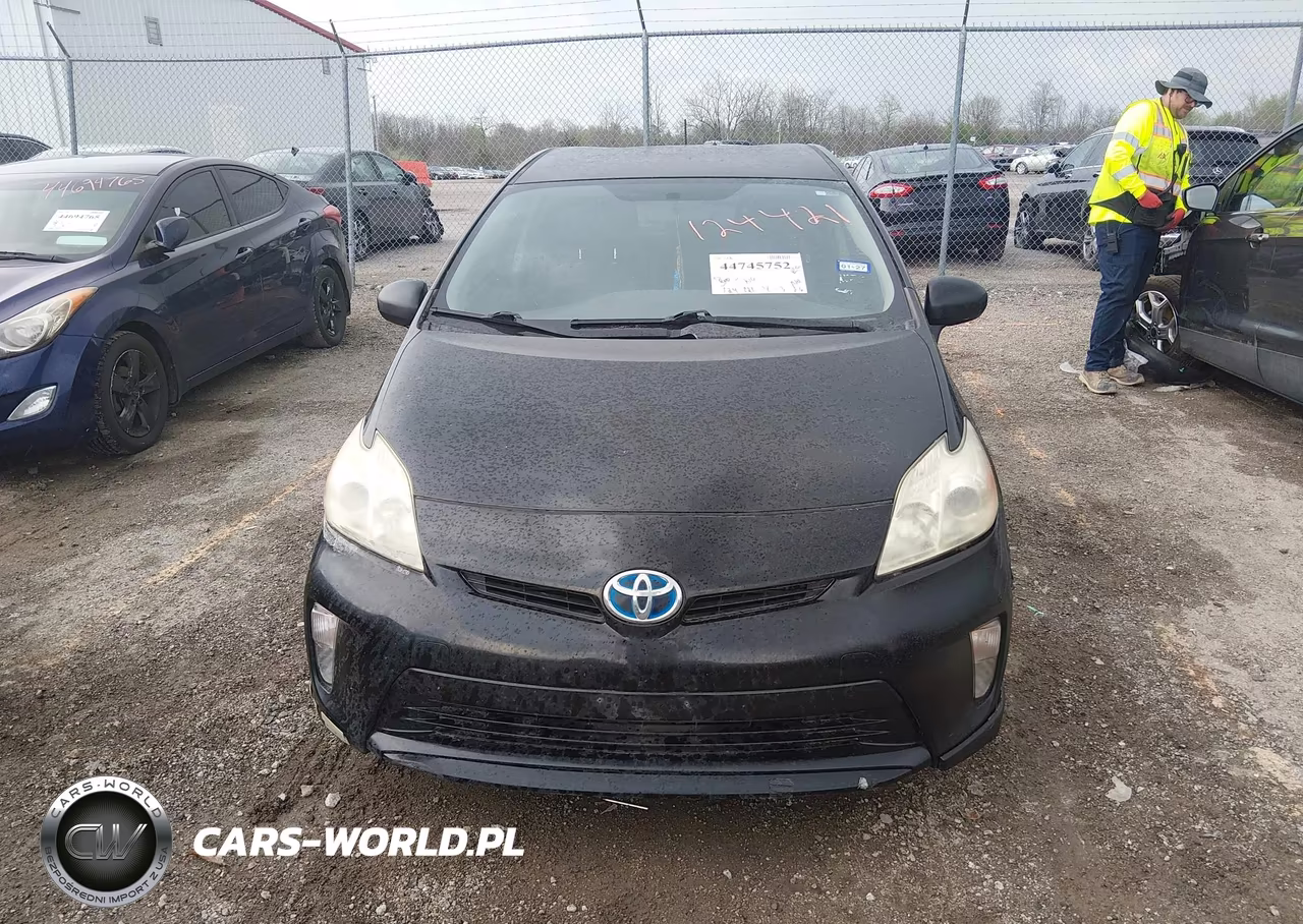 2012 Toyota Prius Two VIN:JTDKN3DU7C5521717 - 12