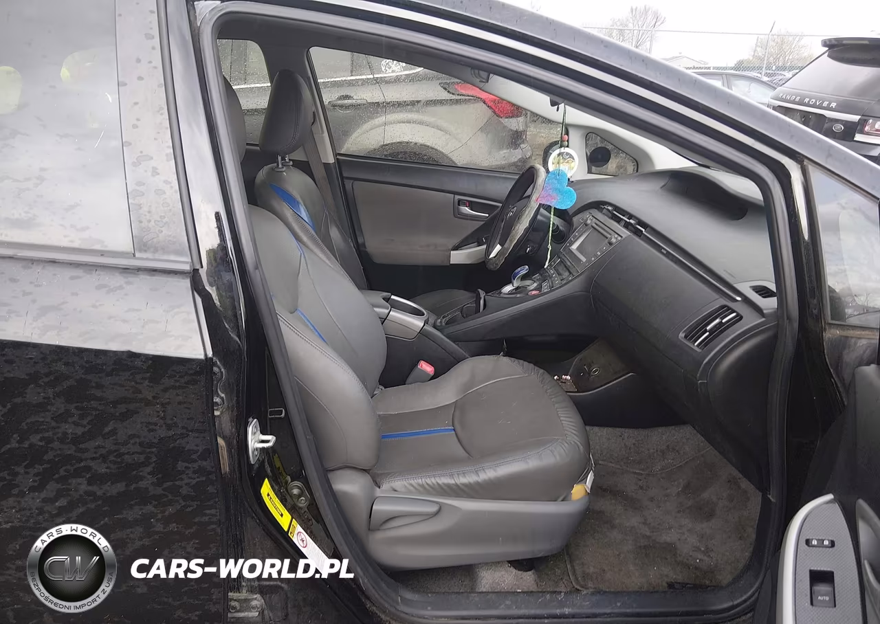 2012 Toyota Prius Two VIN:JTDKN3DU7C5521717 - 5