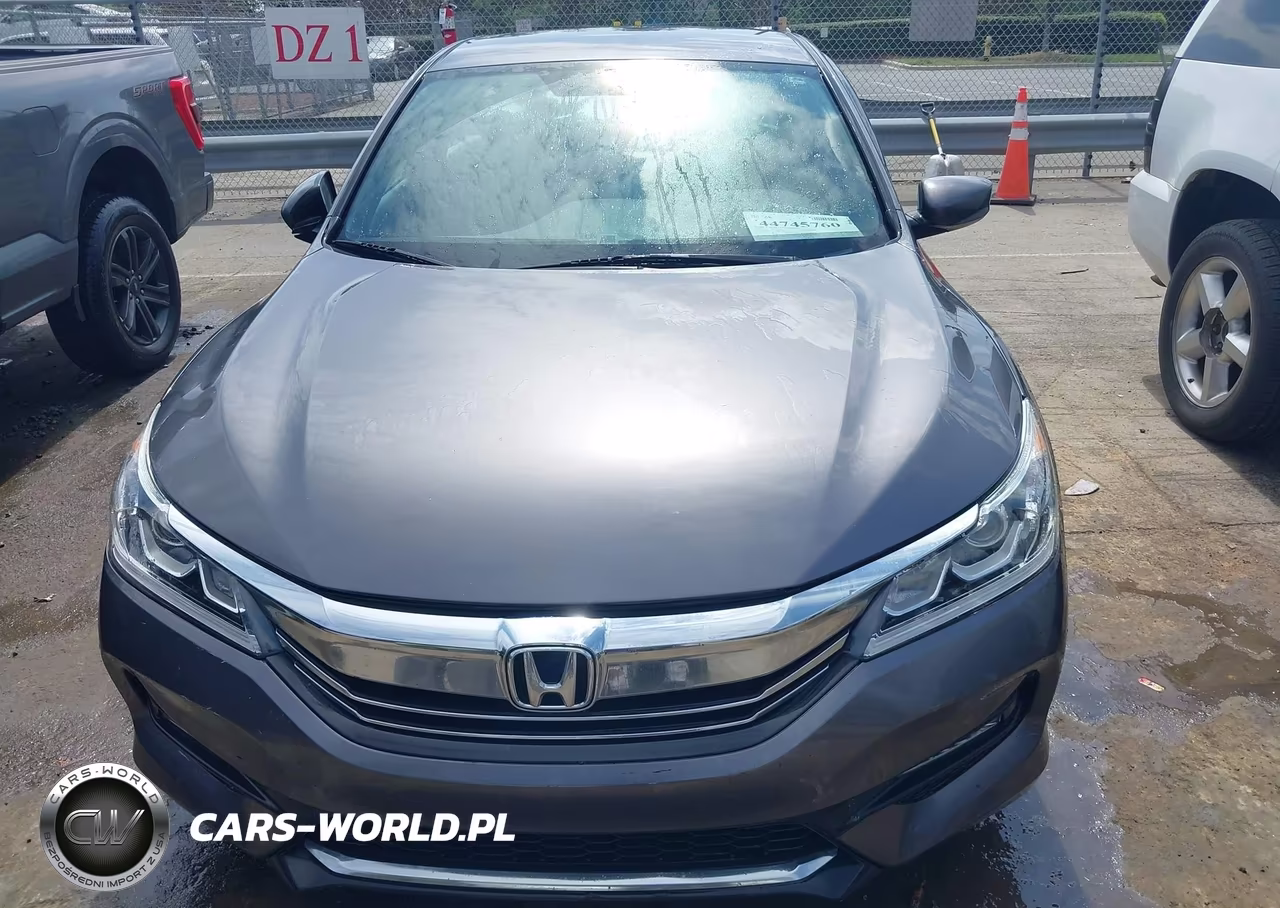 2017 Honda Accord Sport VIN:1HGCR2F55HA092487 - 12
