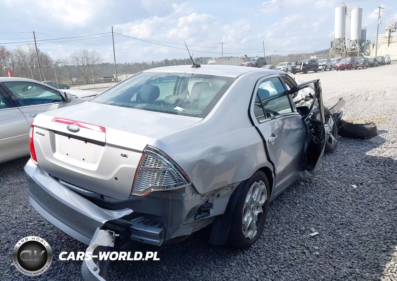 2011 Ford Fusion Se VIN:3FAHP0HA7BR235936 - 4
