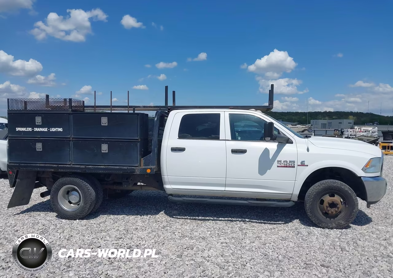 2013 Ram 3500 Chassis Tradesman-Slt-Laramie VIN:3C7WRTCL2DG599527 - 13