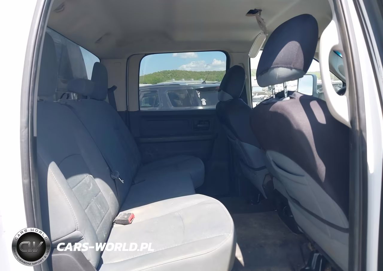 2013 Ram 3500 Chassis Tradesman-Slt-Laramie VIN:3C7WRTCL2DG599527 - 7