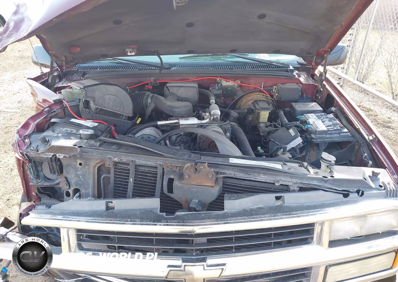 1998 Chevrolet Suburban 1500 VIN:1GNFK16R4WJ354159 - 10