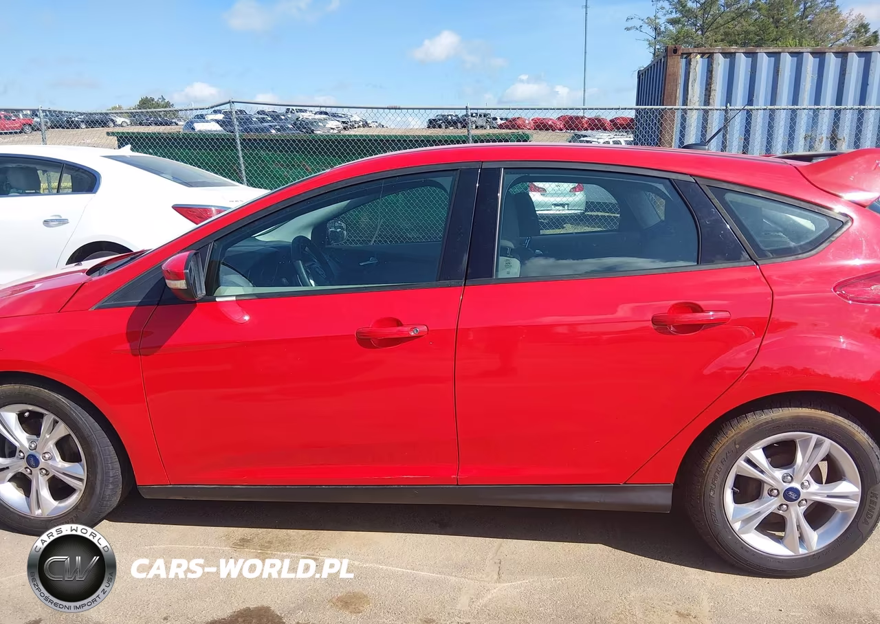 2014 Ford Focus Se VIN:1FADP3K20EL334540 - 15