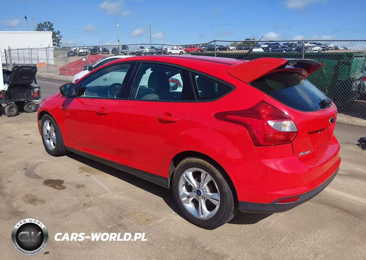 2014 Ford Focus Se VIN:1FADP3K20EL334540 - 3