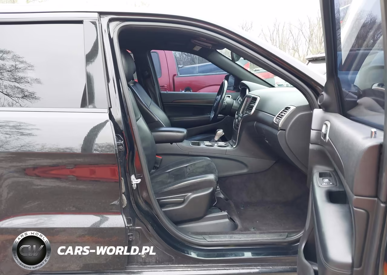2017 Jeep Grand Cherokee Altitude 4X4 VIN:1C4RJFAG1HC751721 - 5