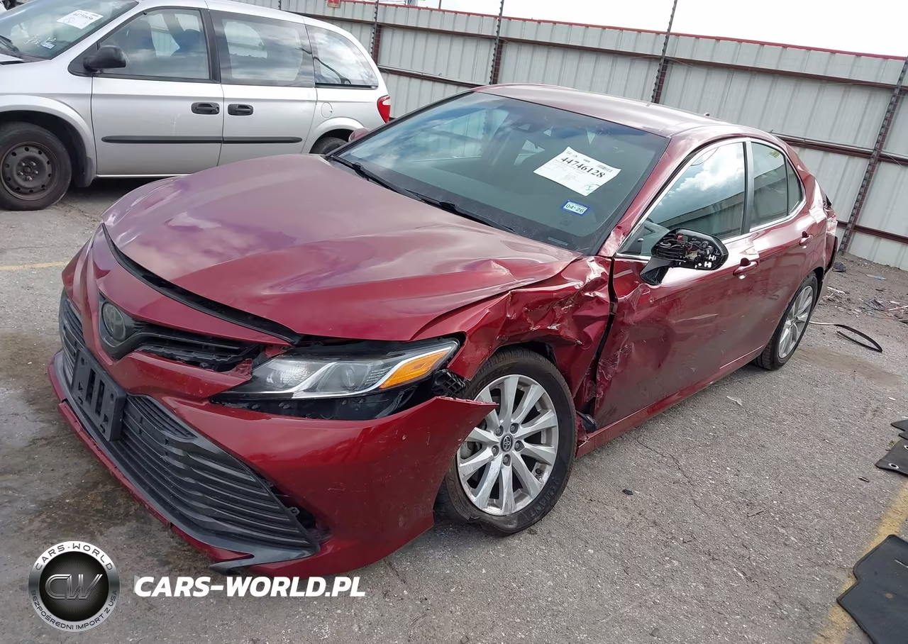 2019 Toyota Camry Le VIN:4T1B11HK9KU684989 - 2