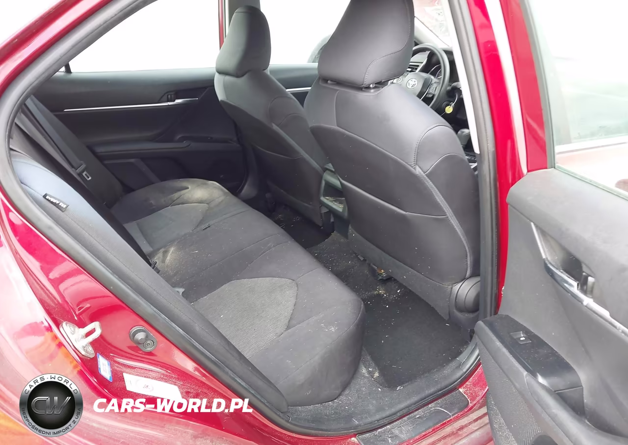 2019 Toyota Camry Le VIN:4T1B11HK9KU684989 - 8
