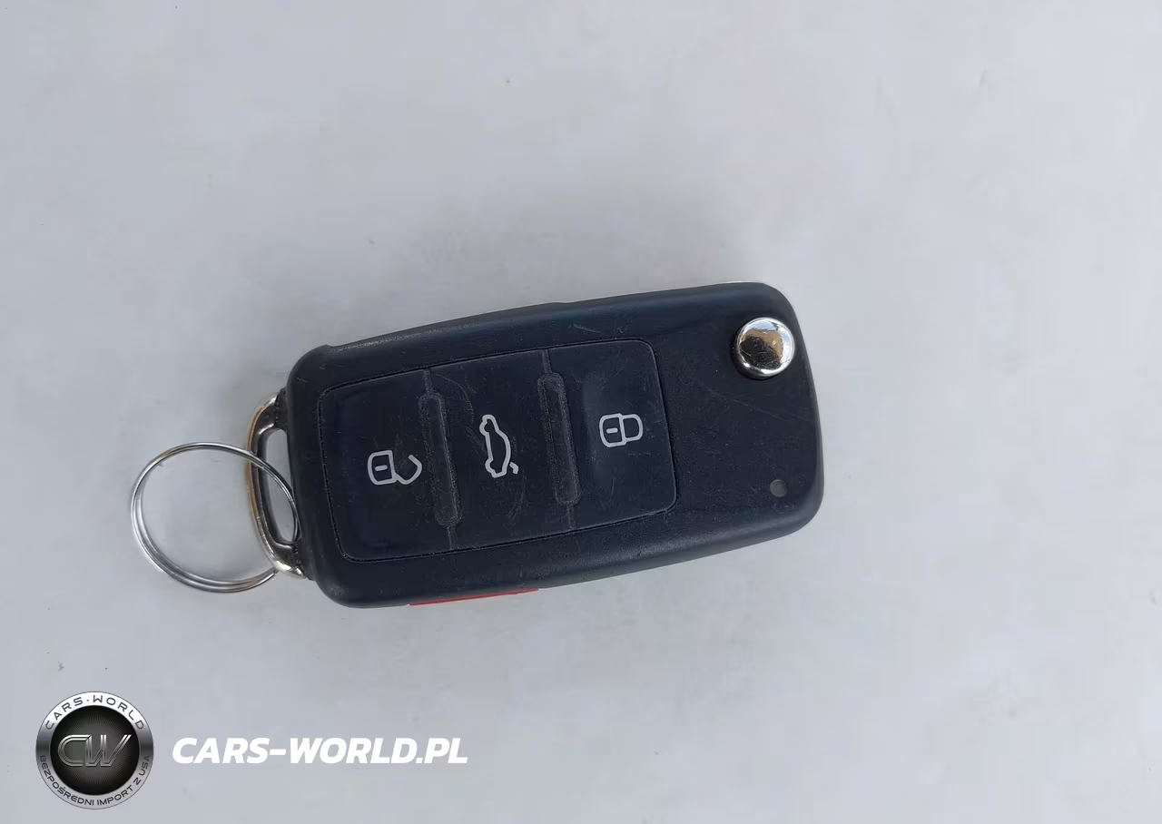 2013 Volkswagen Beetle 2.5L VIN:3VWJP7AT4DM670457 - 11