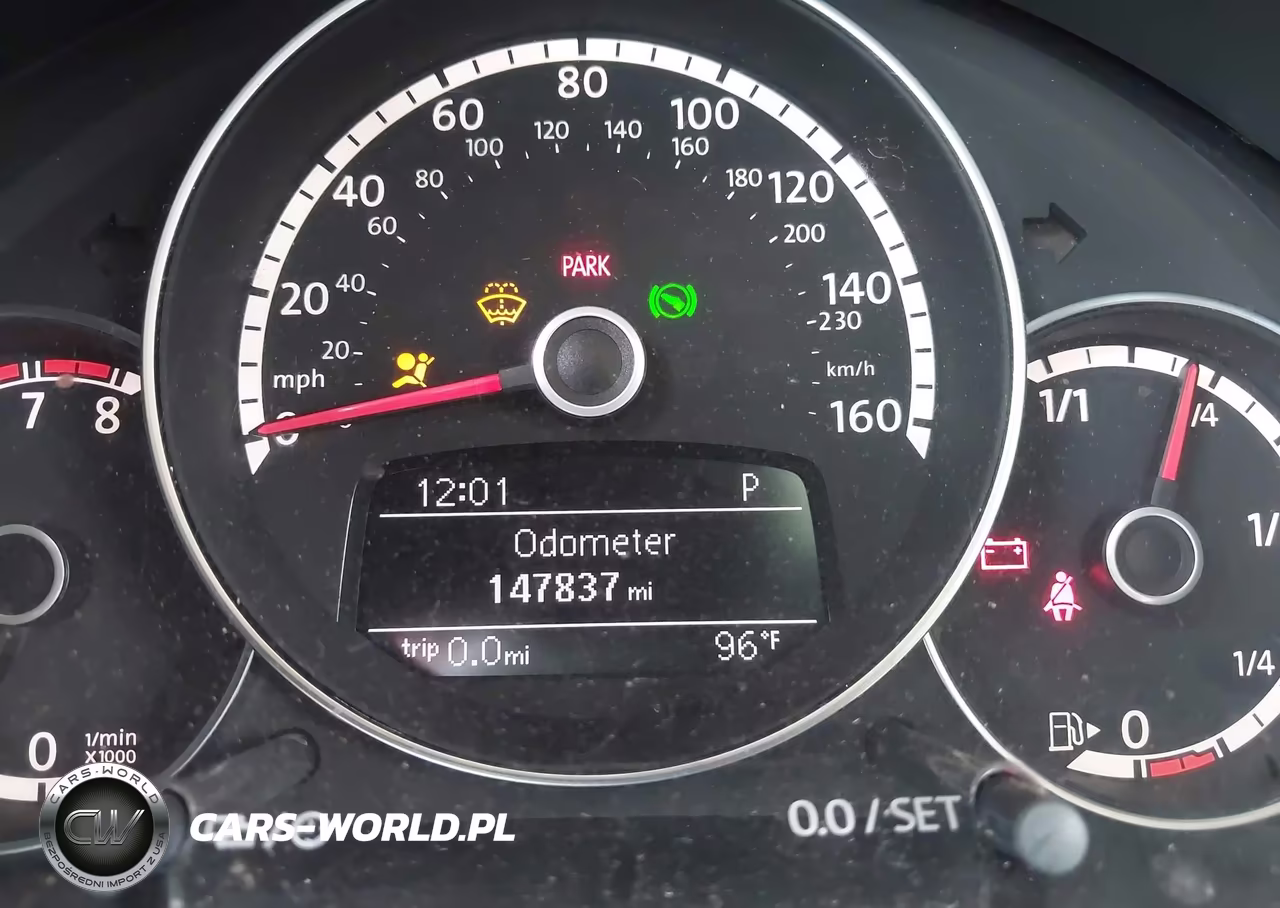 2013 Volkswagen Beetle 2.5L VIN:3VWJP7AT4DM670457 - 16
