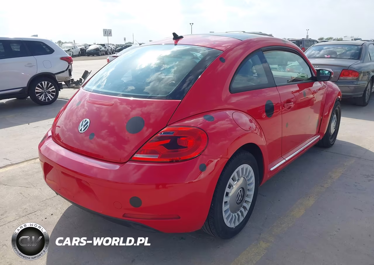 2013 Volkswagen Beetle 2.5L VIN:3VWJP7AT4DM670457 - 4