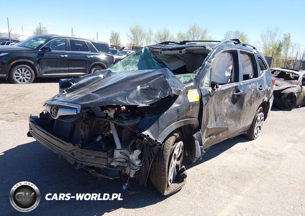 2019 Subaru Forester Premium VIN:JF2SKAGC6KH463310 - 2