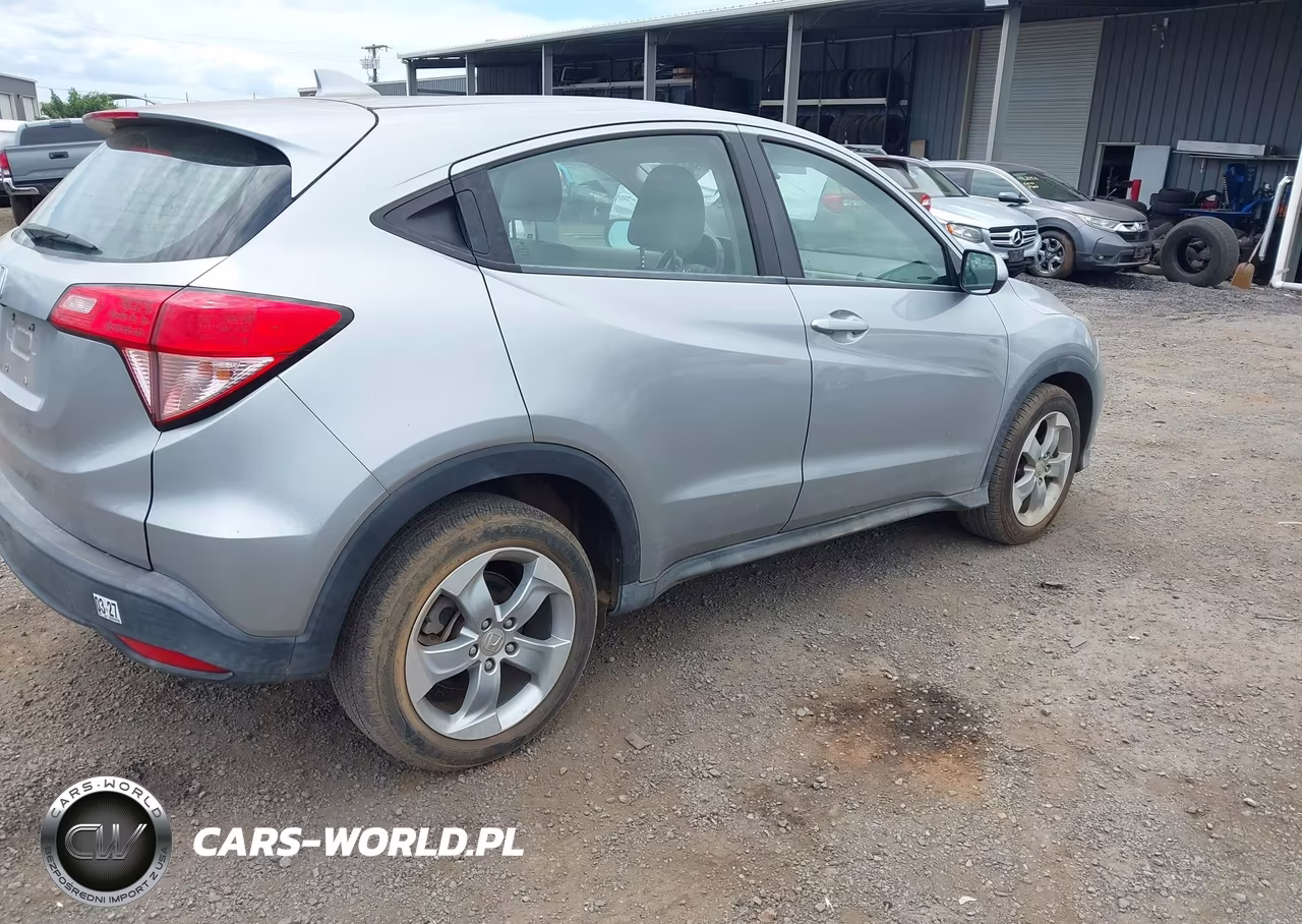 2017 Honda Hr-V Lx VIN:3CZRU5H37HM708563 - 4