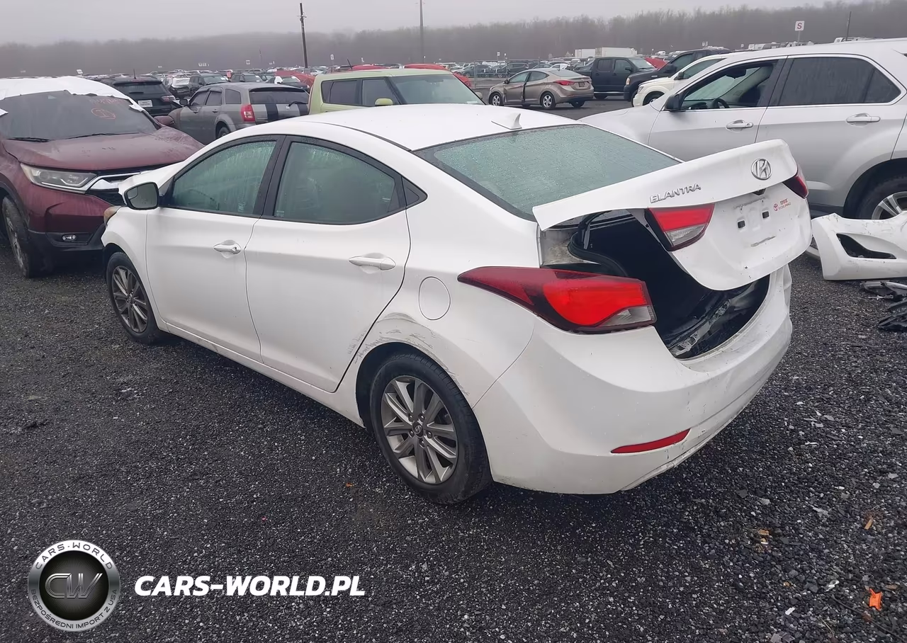 2014 Hyundai Elantra Se VIN:5NPDH4AE5EH502475 - 3