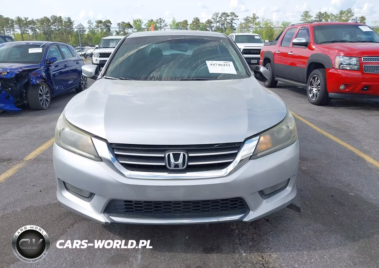 2015 Honda Accord Sport VIN:1HGCR2F57FA087126 - 12