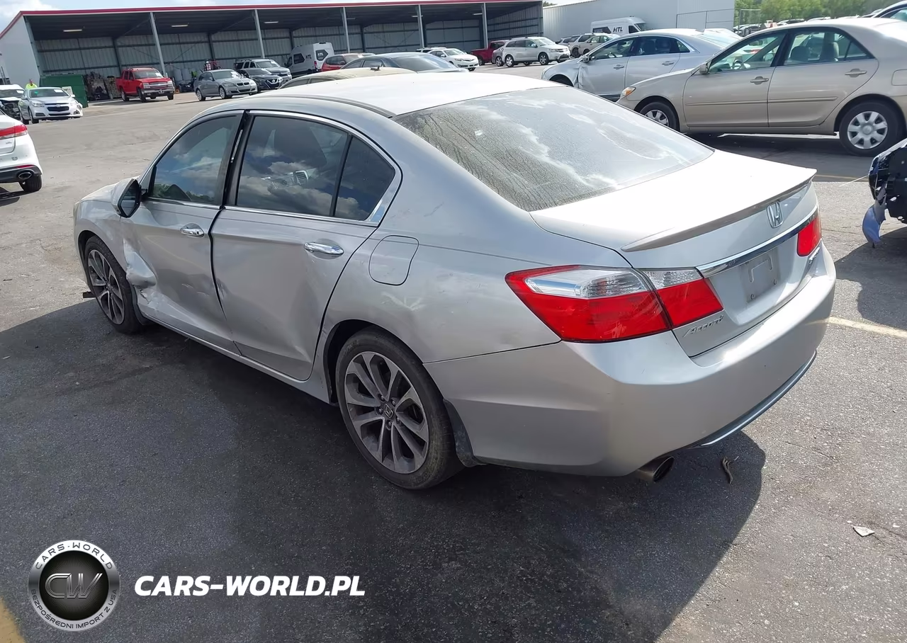 2015 Honda Accord Sport VIN:1HGCR2F57FA087126 - 3