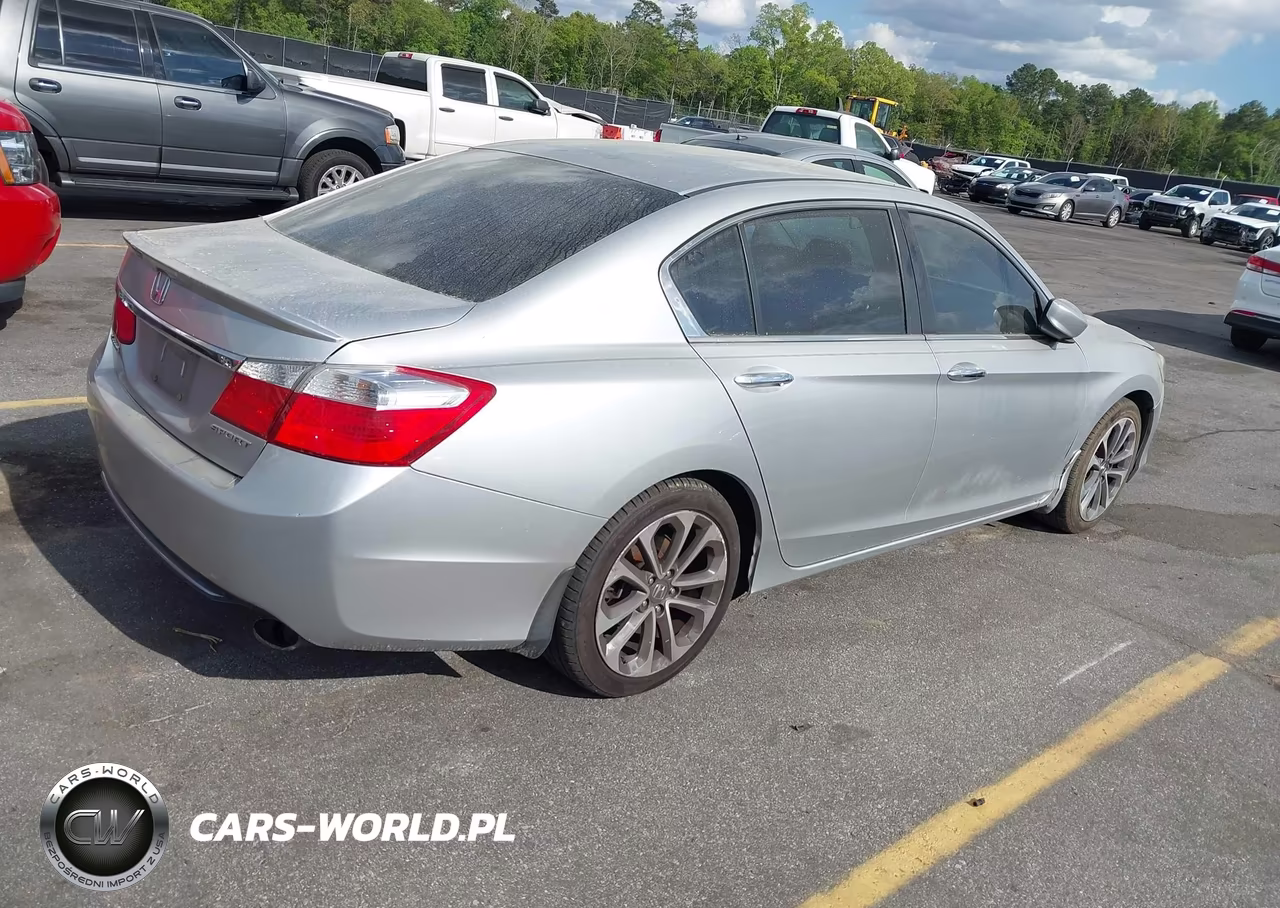 2015 Honda Accord Sport VIN:1HGCR2F57FA087126 - 4