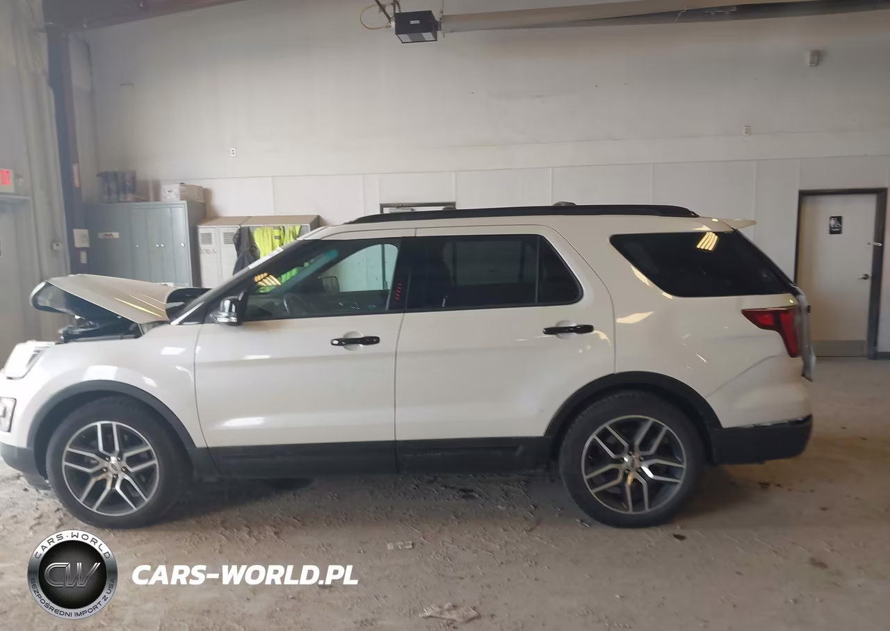2017 Ford Explorer Sport VIN:1FM5K8GT1HGB38949 - 14