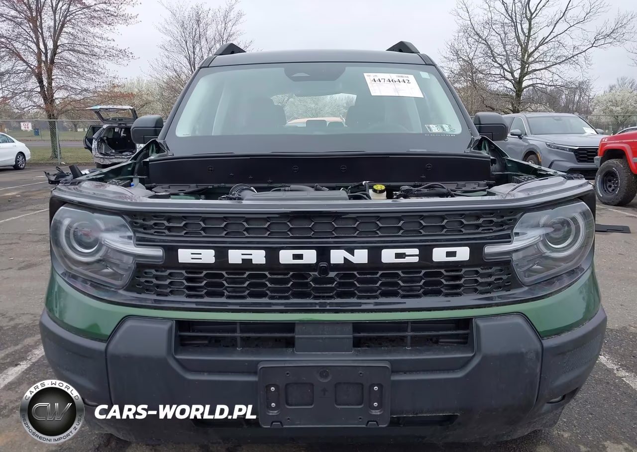 2025 Ford Bronco Sport Outer Banks VIN:3FMCR9CN4SRE96465 - 12