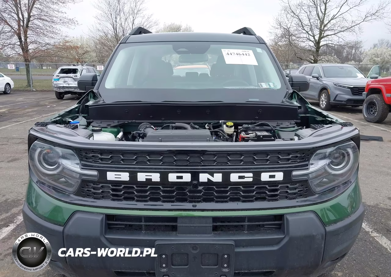 2025 Ford Bronco Sport Outer Banks VIN:3FMCR9CN4SRE96465 - 6