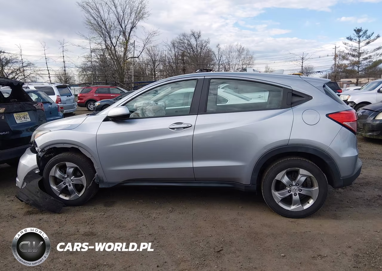 2018 Honda Hr-V Lx VIN:3CZRU6H3XJG709488 - 13