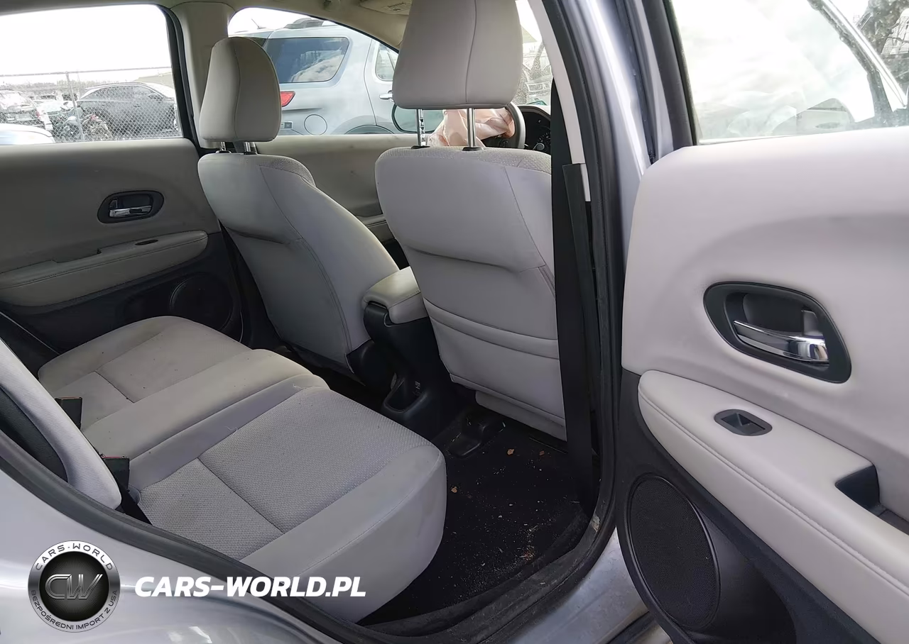2018 Honda Hr-V Lx VIN:3CZRU6H3XJG709488 - 8