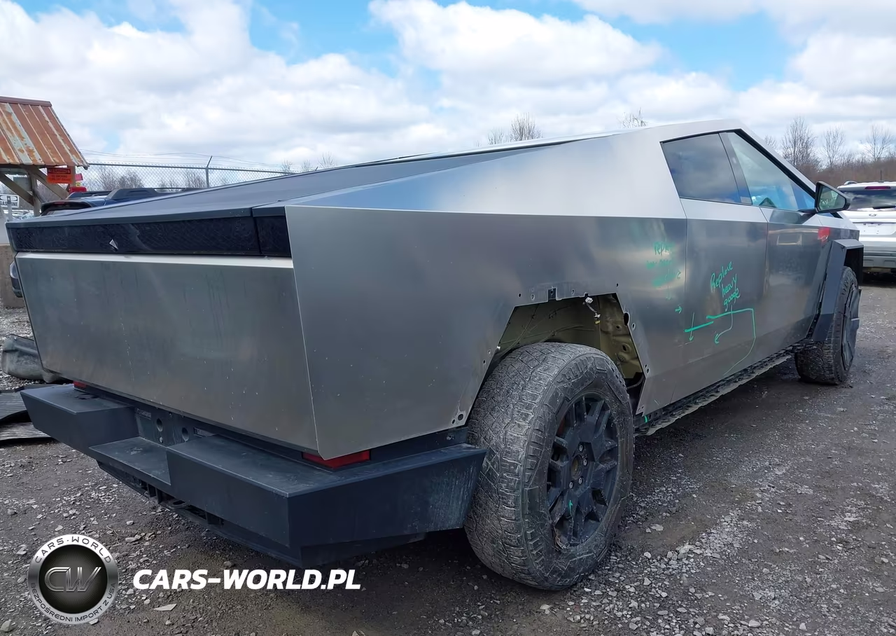 2024 Tesla Cybertruck All-Wheel Drive VIN:7G2CEHED1RA023594 - 4