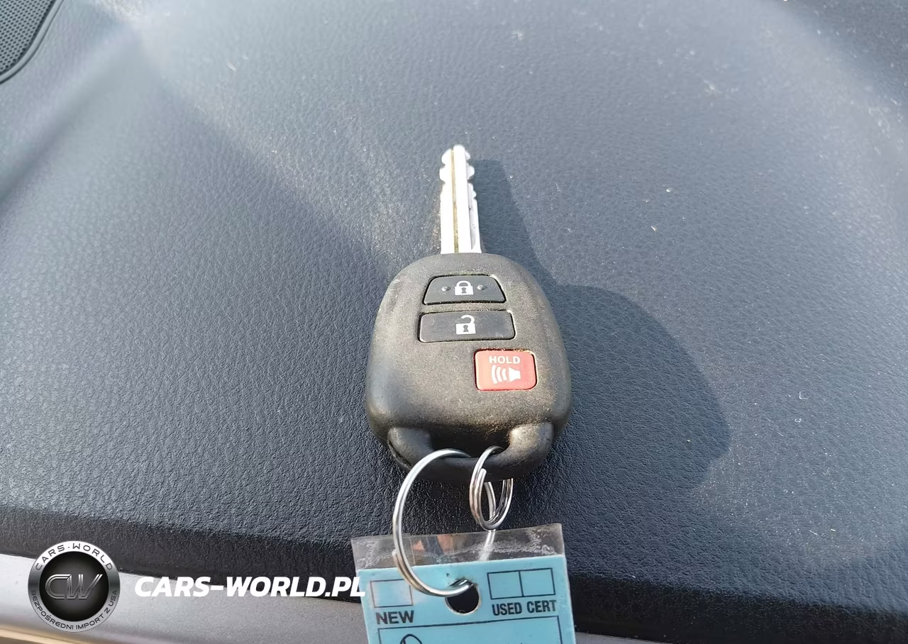 2018 Toyota Rav4 Le VIN:JTMBFREV8JJ180744 - 11