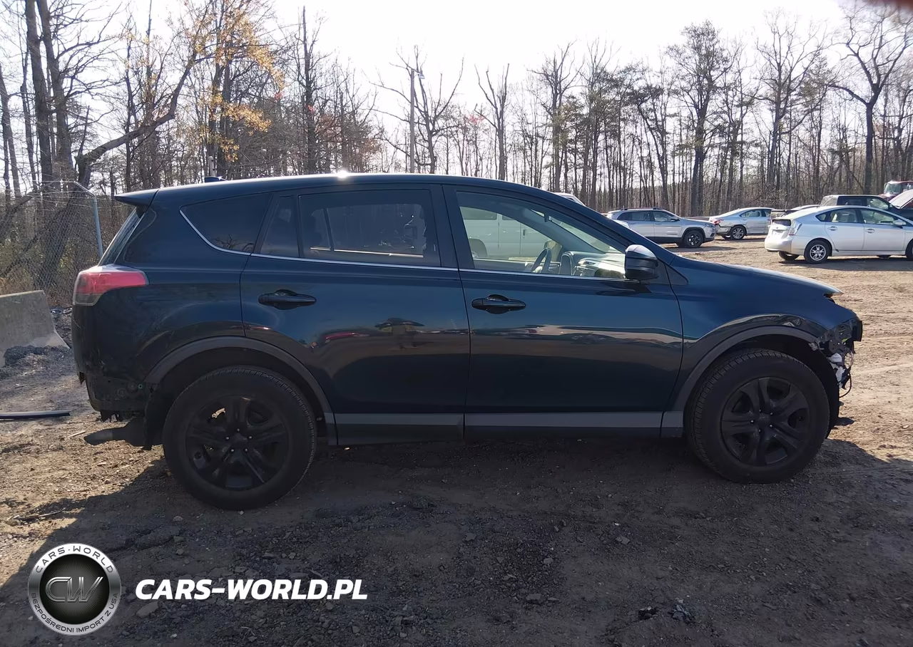 2018 Toyota Rav4 Le VIN:JTMBFREV8JJ180744 - 14