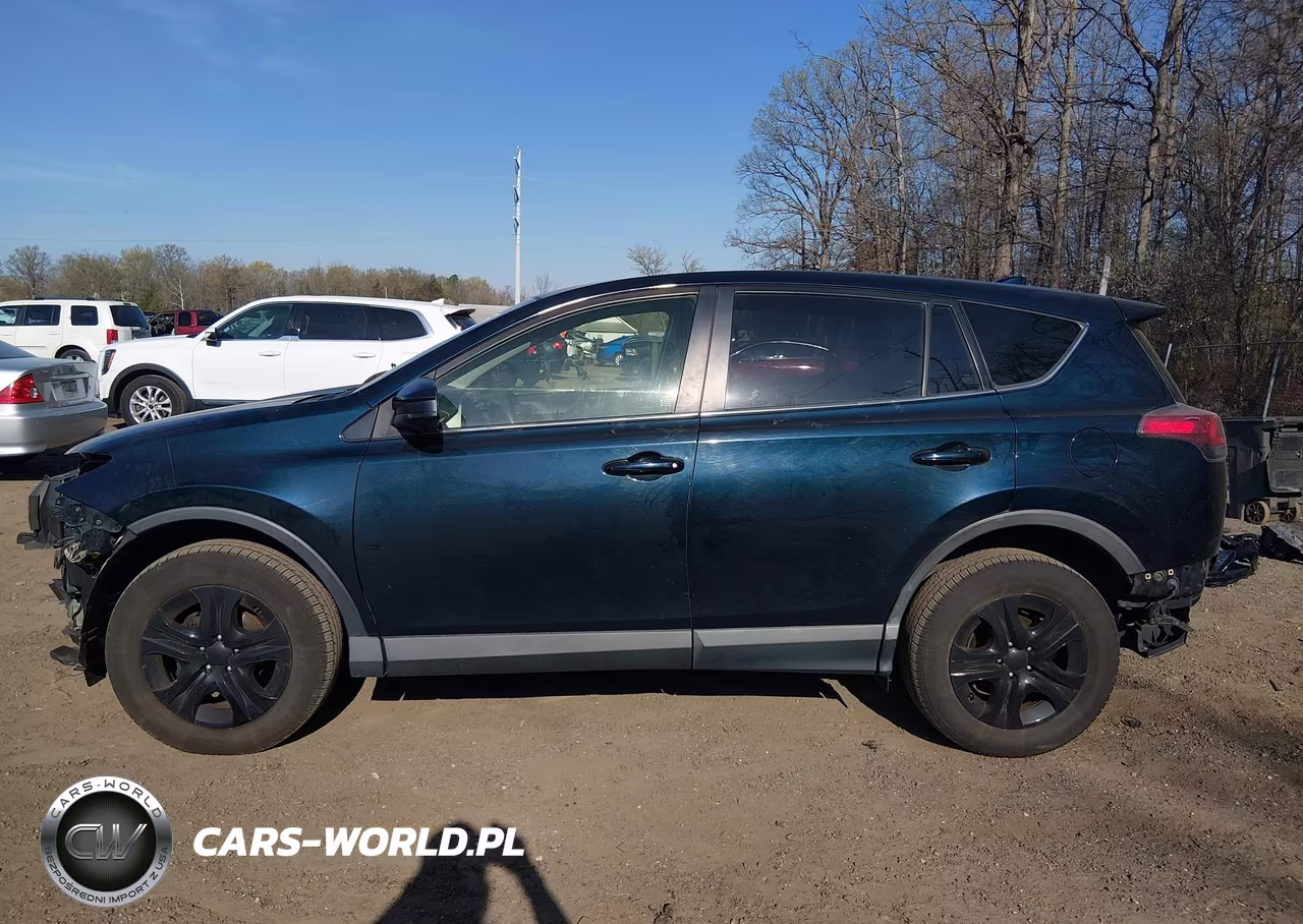 2018 Toyota Rav4 Le VIN:JTMBFREV8JJ180744 - 15