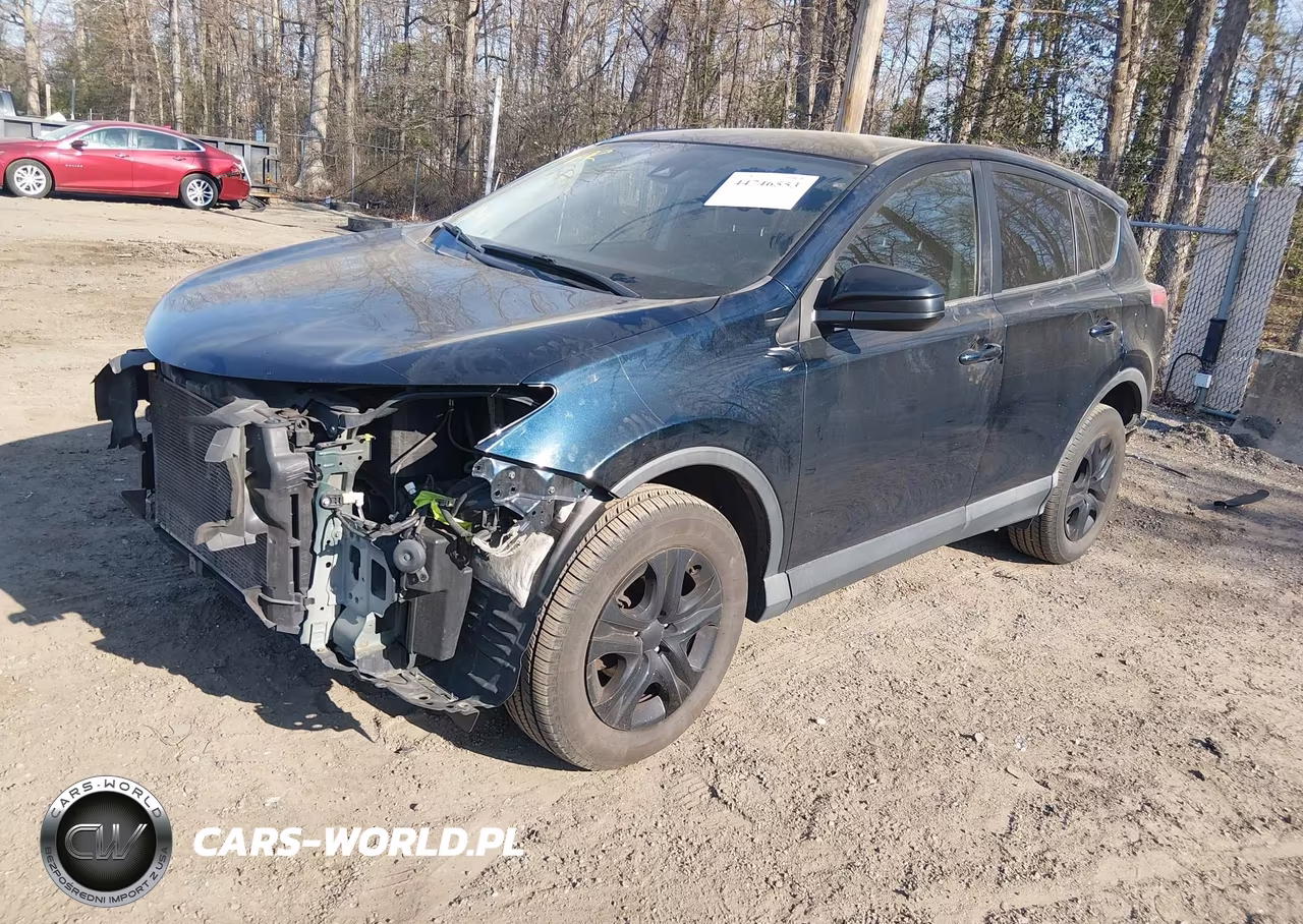 2018 Toyota Rav4 Le VIN:JTMBFREV8JJ180744 - 2