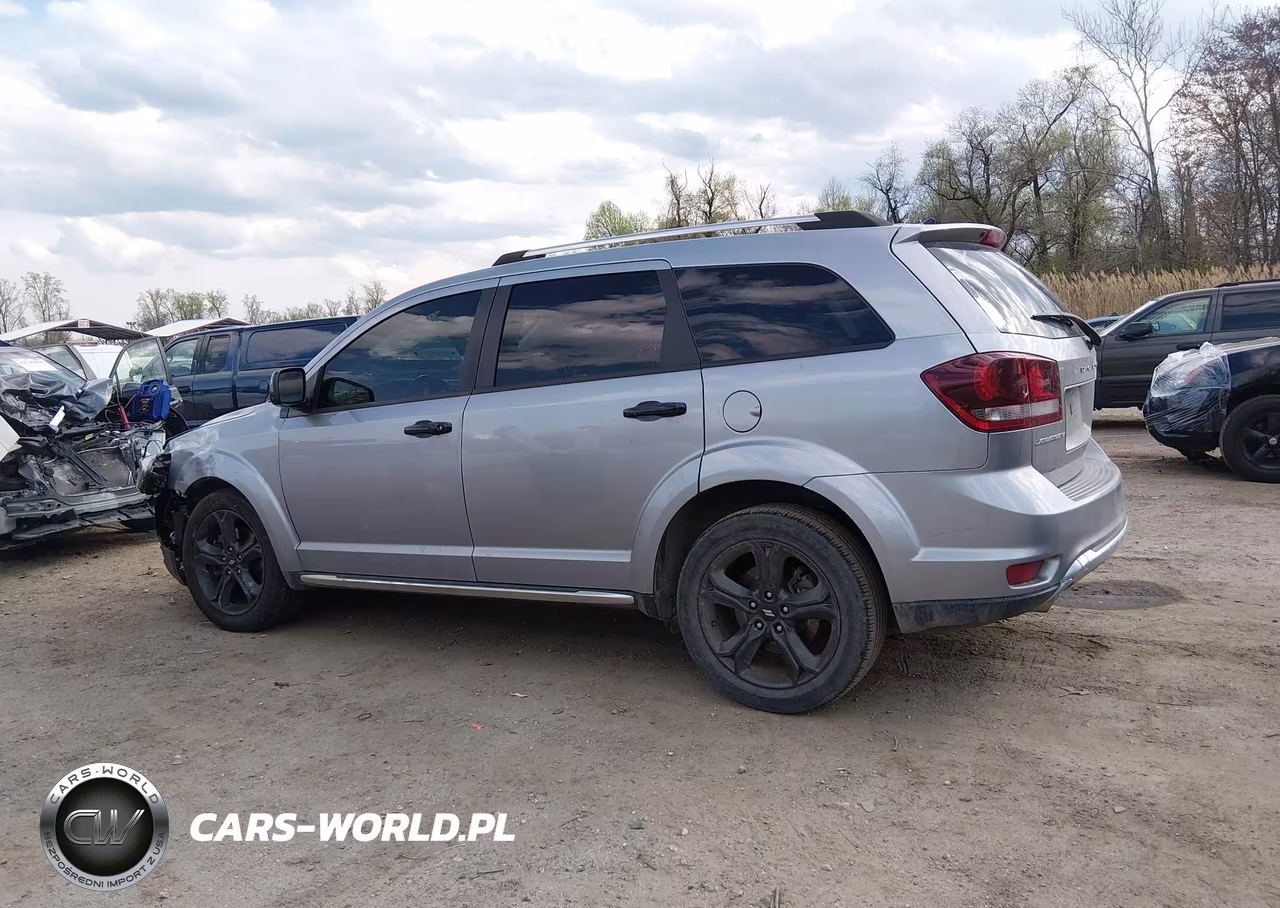 2018 Dodge Journey Crossroad VIN:3C4PDCGG2JT345607 - 14