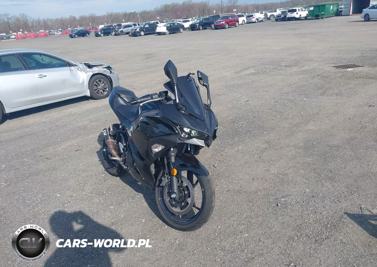 2025 Kawasaki Ex500