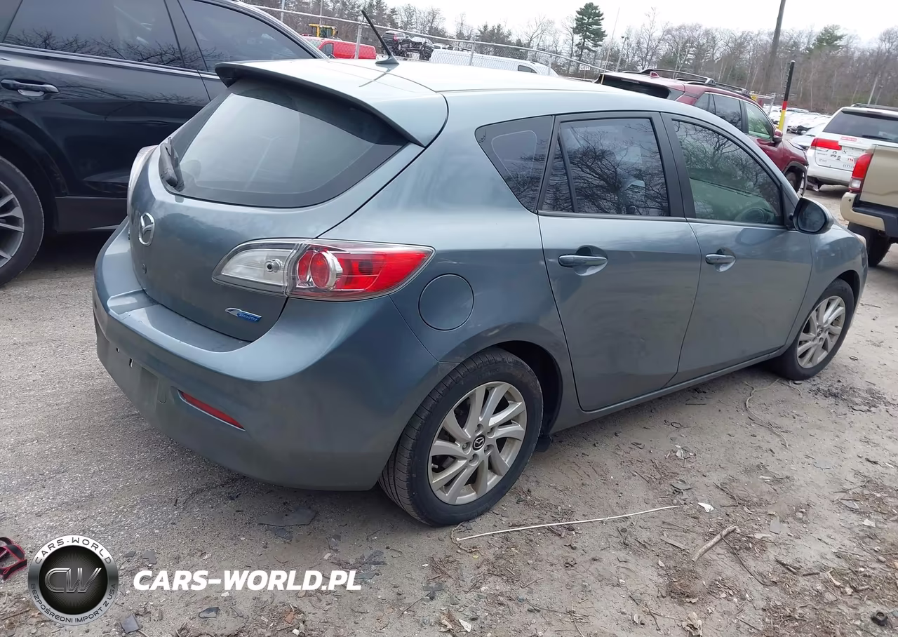 2013 Mazda Mazda3 I Touring VIN:JM1BL1L72D1708443 - 4