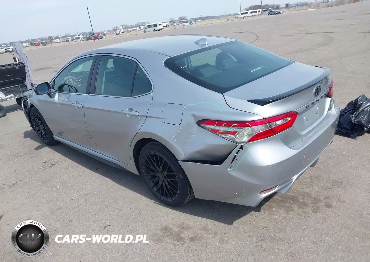 2019 Toyota Camry Se VIN:4T1B11HK4KU169589 - 3