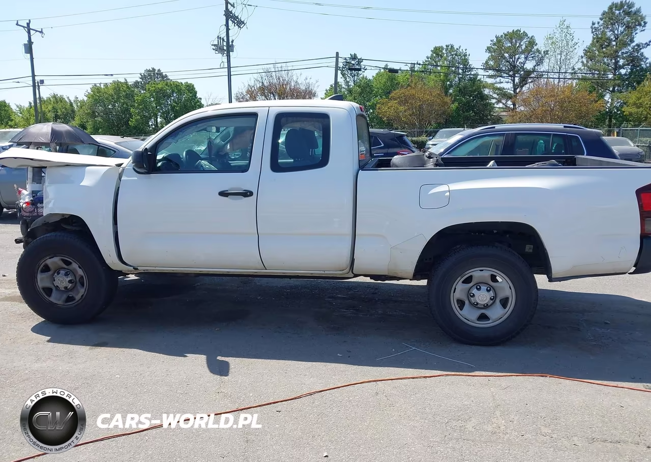 2018 Toyota Tacoma Sr VIN:5TFRX5GN2JX126869 - 14
