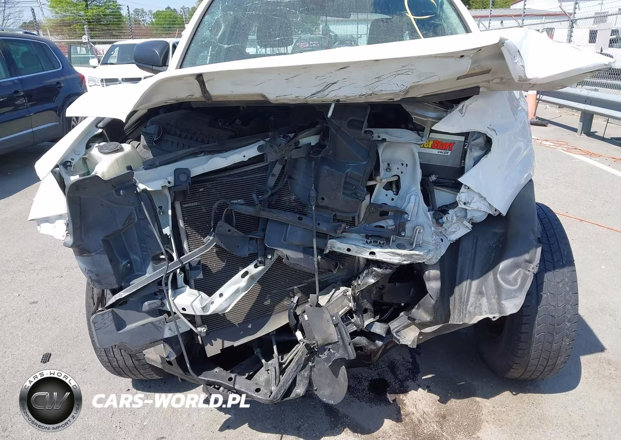2018 Toyota Tacoma Sr VIN:5TFRX5GN2JX126869 - 6