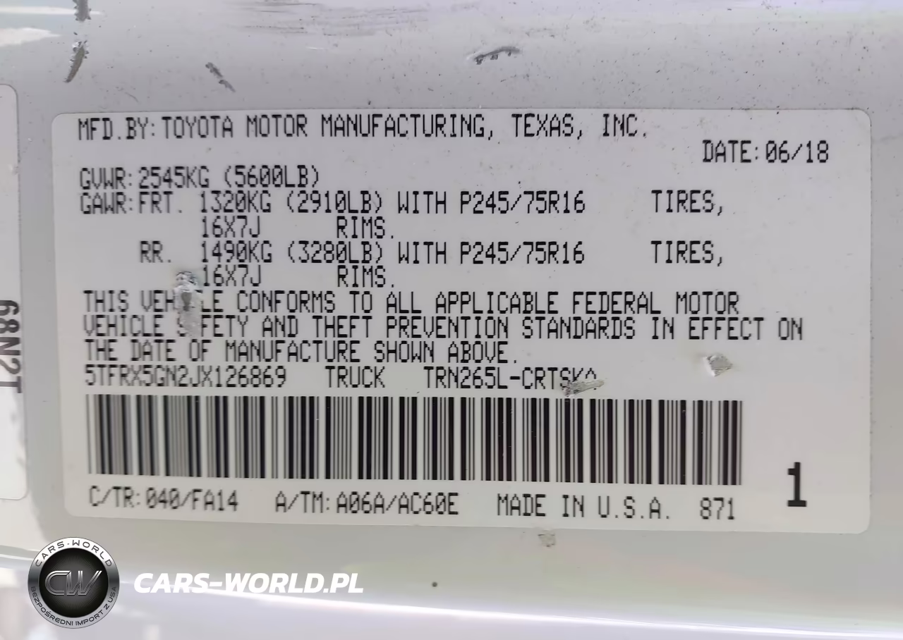 2018 Toyota Tacoma Sr VIN:5TFRX5GN2JX126869 - 9
