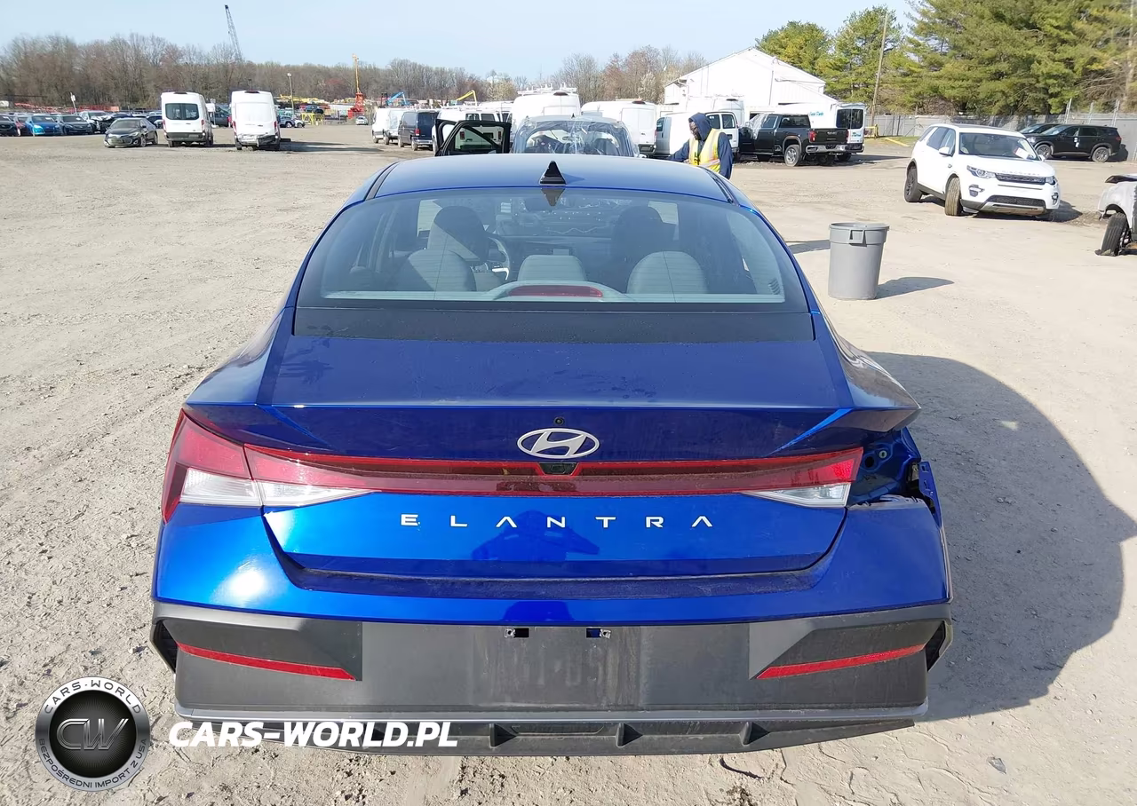 2024 Hyundai Elantra Sel VIN:KMHLM4DG0RU820726 - 17