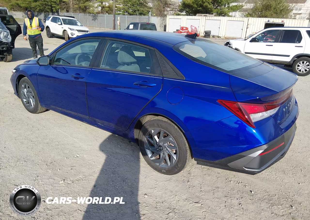 2024 Hyundai Elantra Sel VIN:KMHLM4DG0RU820726 - 3