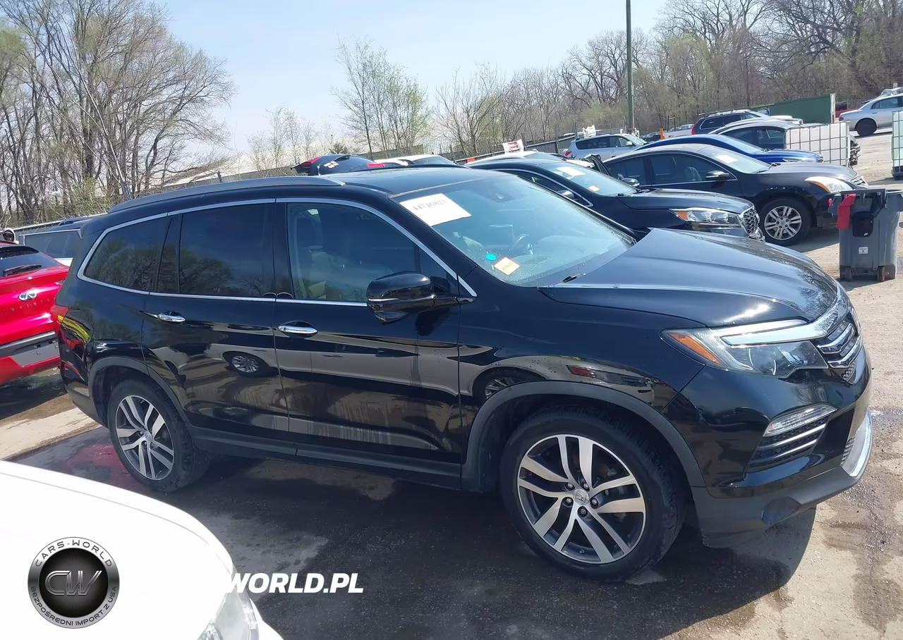 2017 Honda Pilot Touring VIN:5FNYF6H97HB073841 - 13